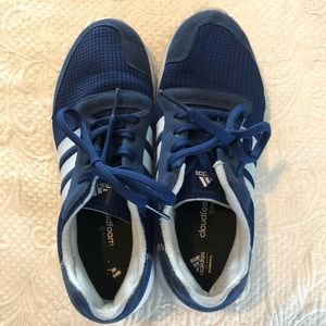 Adidas women’s gym shoes